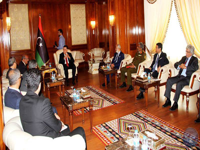 السرّاج يستقبل وزير الخارجية للشؤون المغاربية والأفريقية الجزائري