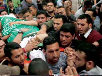 تشييع فلسطينيين في غزة قتلوا خلال مواجهات على حدود  