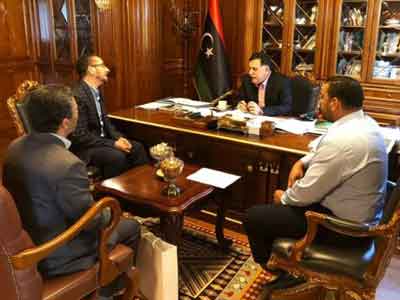 السراج يجتمع بمسؤولي رياضة رفع الأثقال ويصدر تعليماته بإعداد منتخب لتمثيل ليبيا  