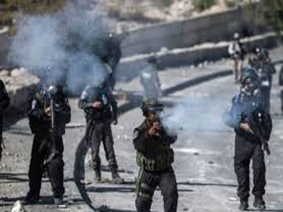 إصابة عشرات الفلسطينين في مواجهات مع قوات الاحتلال في ابوديس