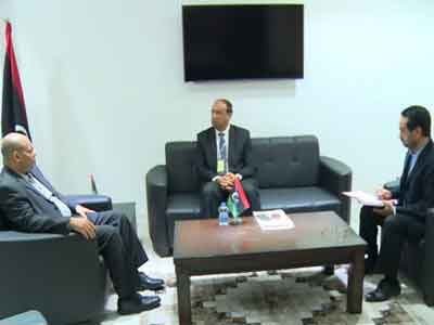 المجبري يلتقي رئيس مجلس إدارة المنطقة الحرة بمصراتة  