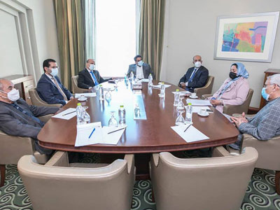 رئيس المجلس الرئاسي يلتقي خبراء من مركز دراسات القانون والمجتمع التابع لجامعة بنغازي 