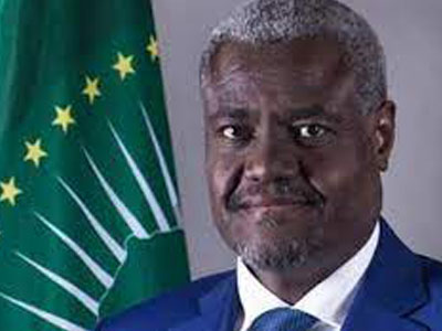 رئيس مفوضية الاتحاد الأفريقي يدين الهجمات الإرهابية بموزمبيق  