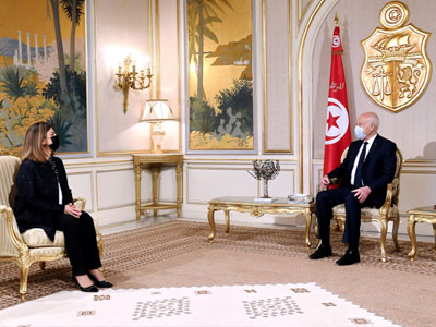 خلال استقباله وزيرة الخارجية : الرئيس التونسي يدعو الى بناء علاقات تعاون نموذجية وشراكات استراتيجية بين ليبيا وتونس 