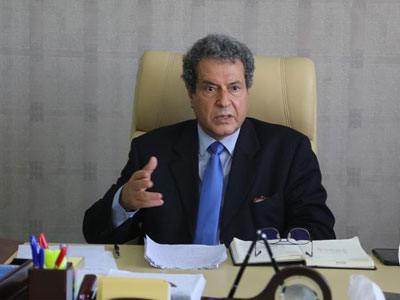 وزير النفط والغاز يفند مزاعم وقف تنفيذ مصحة في بنغازي ويؤكد عدم صدور أية قرارات من الوزارة  