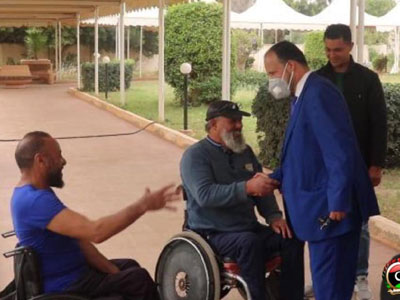 وزير الصحة أ.د علي الزناتي يقوم بزيارة لمركز تأهيل المعاقين بنغازي ويقف على احتياجاته  