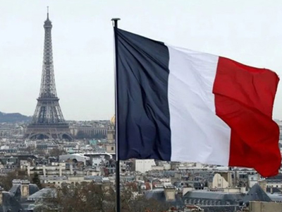 فرنسا تجمّد أكثر من 25 مليار من الأموال والأصول الروسية 