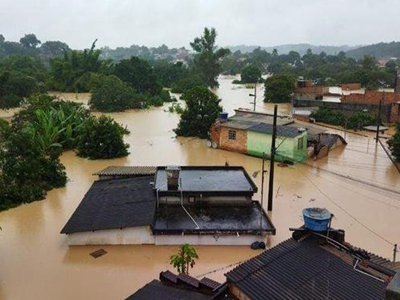 ارتفاع حصيلة قتلى الانهيارات الأرضية والفيضانات في الفلبين إلى ( 167 ) شخص وعشرات المفقودين 