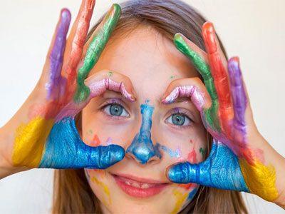 تأثير الألوان على عواطف الأطفال وأمزجتهم