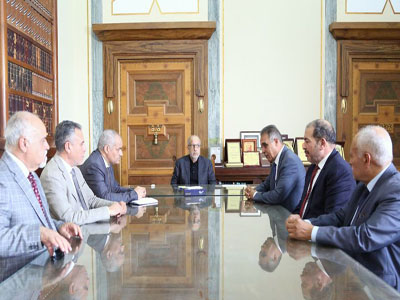 محافظ مصرف ليبيا المركزي يبحث مع أعضاء اللجنة الاقتصادية بالمجلس الأعلى للدولة الأوضاع الاقتصادية 