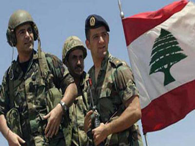 18 قتيلا من الجيش اللبناني في المعارك مع مسلحين قرب الحدود السورية