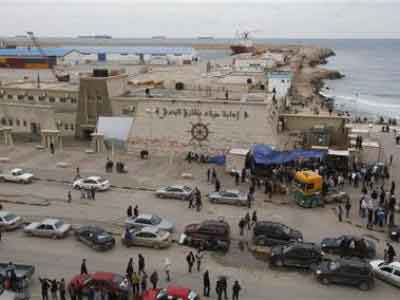 ميناء بنغازي البحري 