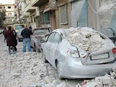 تعرض عدة أحياء سكنية بمدينة طرابلس لتساقط قذائف صاروخية
