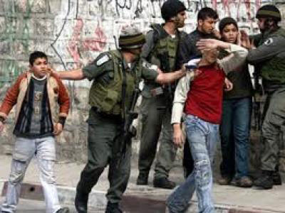 قوات الاحتلال الإسرائيلية تعتقل 11 فلسطينيا من الضفة الغربية