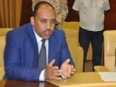 وزير الصحة بحكومة الوفاق الوطني عمر بشير الطاهر 