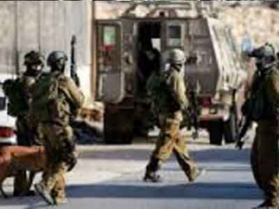 قوات الاحتلال الإسرائيلي تداهم بلدة يطا جنوب الخليل