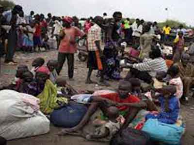 فرار 70 ألف شخص من جنوب السودان إلى أوغندا  
