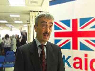 السفير البريطاني لدى ليبيا 
