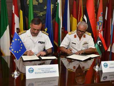 توقيع مذكرة تفاهم بين ليبيا والاتحاد الأوروبي لتدريب قوات خفر السواحل 