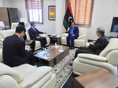 كاجمان يبحث مع سفير كوريا الجنوبية مصير الرهائن المختطفين في ليبيا  