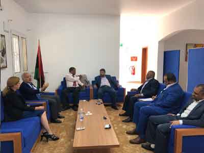 ممثل الأمين العام للأمم المتحدة في ليبيا يلتقي وفدا من اعضاء مجلس النواب بالمنطقة الجنوبية 