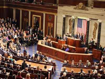 عضوان بمجلس الشيوخ يتعهدان بمقاومة مساعي ترامب لخفض المساعدات الخارجية 