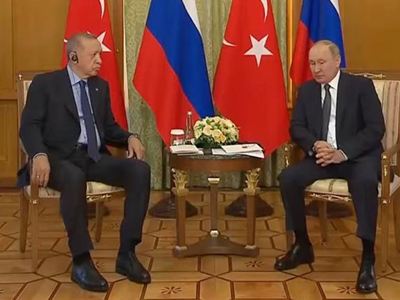 الرئيس الروسي يجتمع مع الرئيس التركي ، في مدينة 