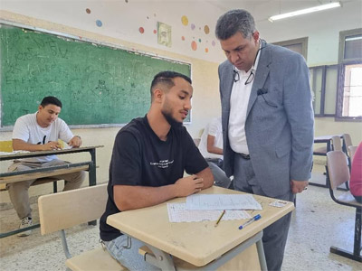 وزير التربية والتعليم يتفقد سير امتحانات الشهادة الثانوية