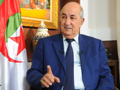 الرئيس الجزائري يكشف محادثاته مع الرئيس ماكرون تناولت العديد من القضايا الهامة من بينها الوضع في ليبيا ومالي 