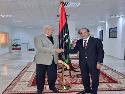 وزير الثقافة السيد الحبيب الأمين والسفير النمساوي لدى ليبيا 