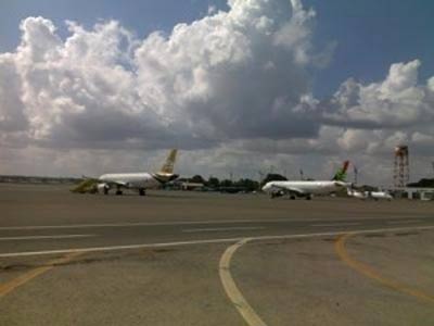 مهبط مطار طرابلس الدولي 
