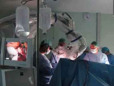 إستئصال ورم بالدماغ بمستشفى الهواري بنغازي