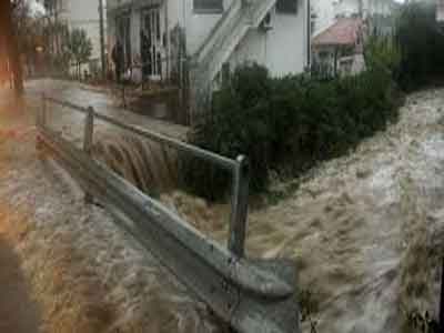 مقتل 30 شخصا جراء الامطار والفيضانات في البرازيل 