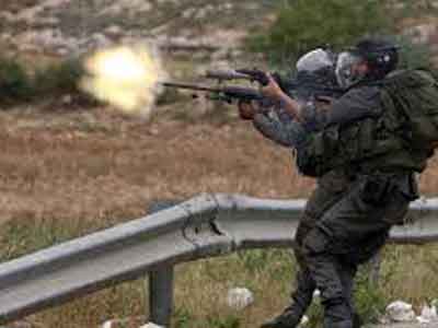 إصابة فلسطينيين اثنين برصاص قوات الاحتلال الإسرائيلي في الخليل 