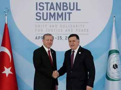 رئيس المجلس الرئاسي يصل اسطنبول لحضور القمة الطارئة لمنظمة التعاون الإسلامي 
