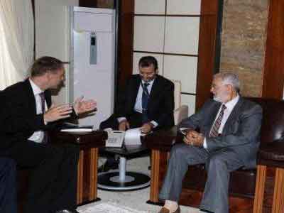 وزير الخارجية يجتمع مع السفير الالماني المعتمد لدى ليبيا 
