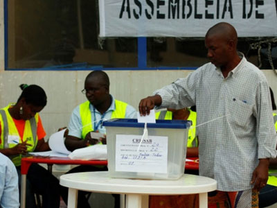الناخبون في غينيا بيساو يختارون اليوم رئيسا جديدا للبلاد 