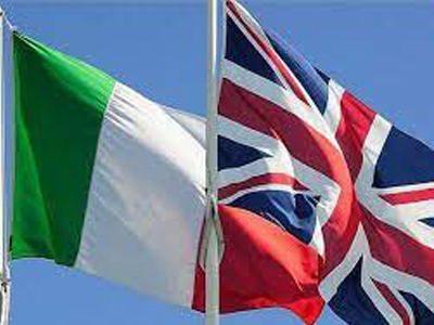 إيطاليا وبريطانيا تبحثا الهجرة غير الشرعية 