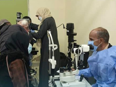 فريق طبي ليبي متخصص يجري 325 كشفًا للعيون بمستشفى «غدامس العام»ضمن جهود وزارة الصحة لتوطين العلاج في الداخل 
