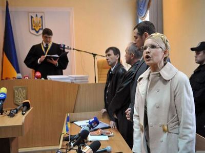 الافراج عن زعيمة المعارضة المسجونة يوليا تيموشنكو  