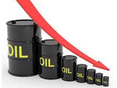 تراجع أسعار النفط في التعاملات بآسيا  