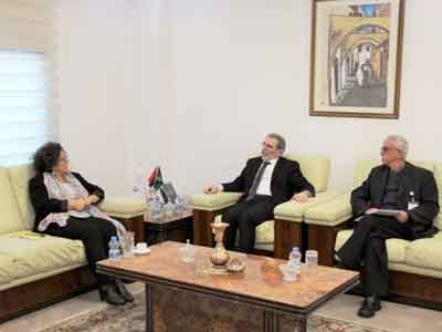 لقاء بين صنع الله والسفيرة الفرنسية يتناول العلاقات الليبية الفرنسية في قطاع النفط والغاز 