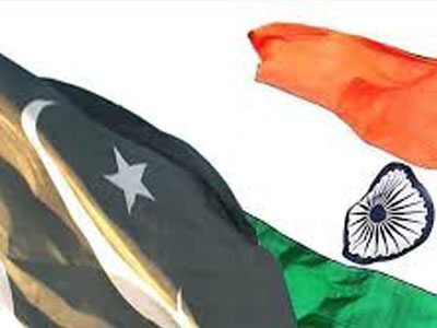باكستان تدعو الهند إلى التعاون لإيجاد حل سلمي لقضية كشمير 