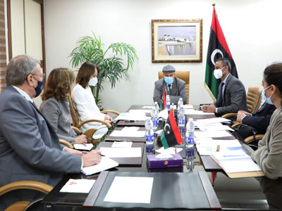 وزير الدولة لشؤون المهجرين والنازحين يلتقي منسقة الشؤون الانسانية بالبعثة الأممية لدى ليبيا 