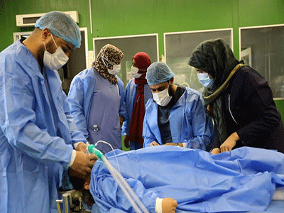 استمرار برنامج توطين العلاج لأمراض العيون بمستشفى طرابلس للعيون