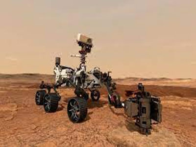 صورة وزعتها «ناسا» للروبوت الجوّال «برسيفرنس» مستخدما إحدى كاميراته في فوهة جيزيرو، 10 سبتمبر 2021