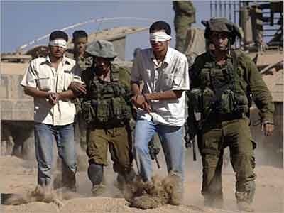قوات الاحتلال الاسرائيلي تعتقل سبعة فلسطينين