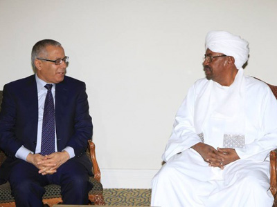 السيد رئيس الحكومة المؤقتة والرئيس عمر حسن البشير رئيس جمهورية السودان