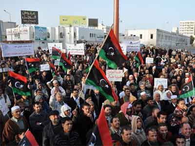 مظاهرات تشهدها عدة مدن ليبية تحت شعار .. الشرعية للمؤتمر الوطني والثوار  