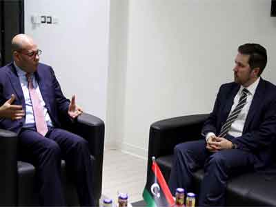 المجبري يلتقي نائب السفير البريطاني لدى ليبيا  